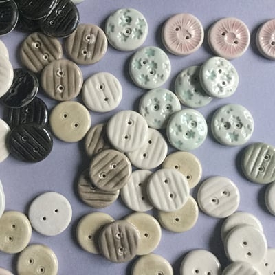 Image of les BOUTONS