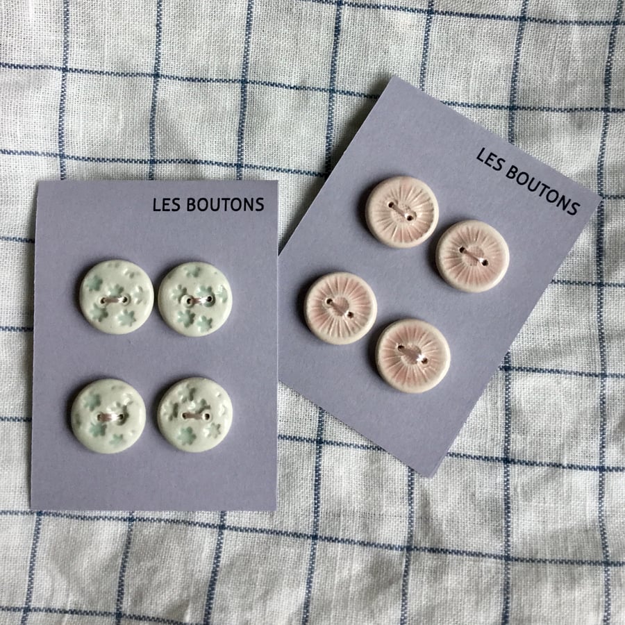 Image of les BOUTONS